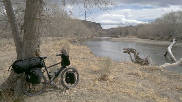 along carson river, on way to fort churchill